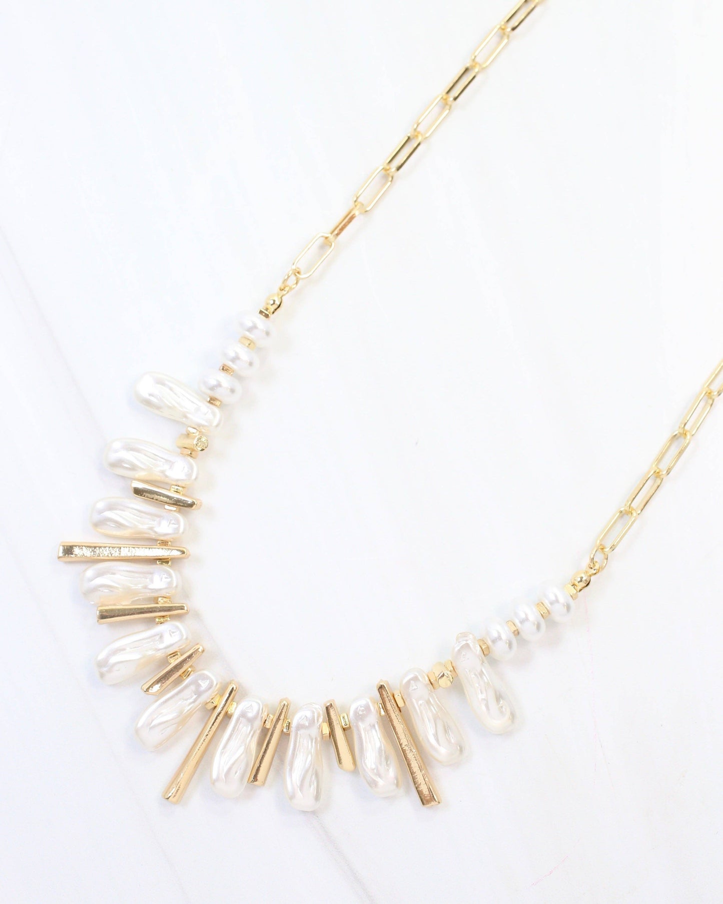 Anchorage Link and Pearl Necklace Gold: Default