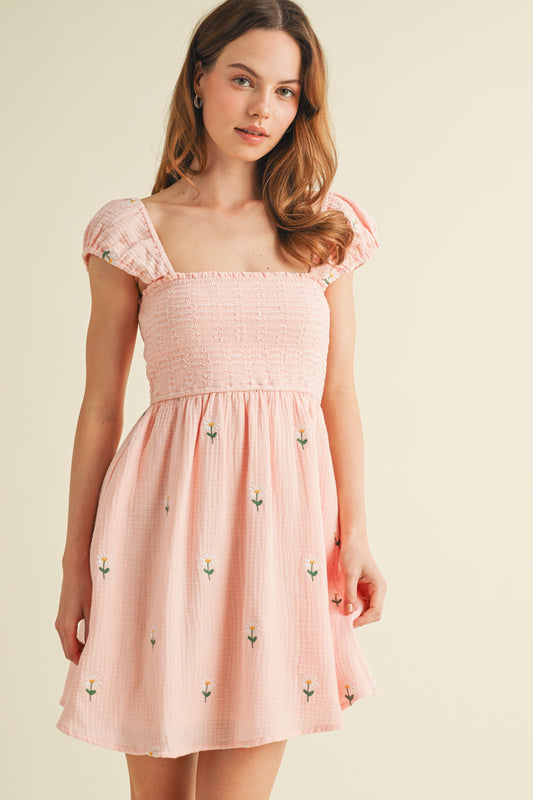 Hazie Dress in Pink