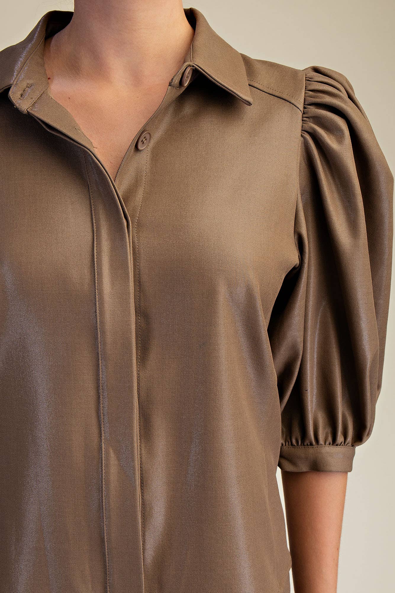 Collar Neck Puff Sleeve Button Down Shirt: Brown / S