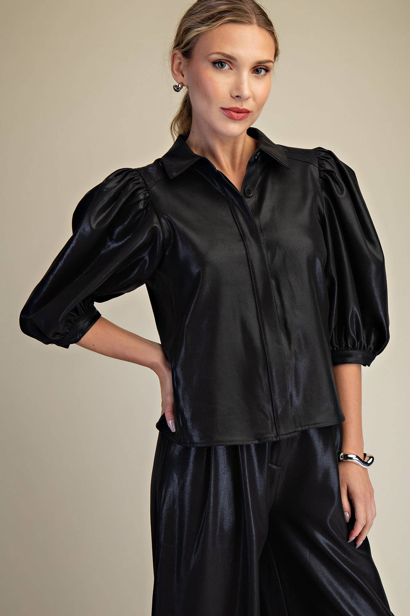 Collar Neck Puff Sleeve Button Down Shirt: Brown / S